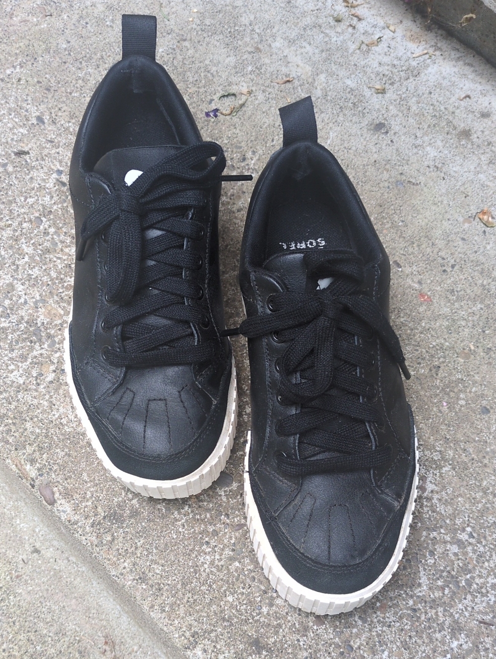 Sorel Low Waterproof Women's Sneaker
